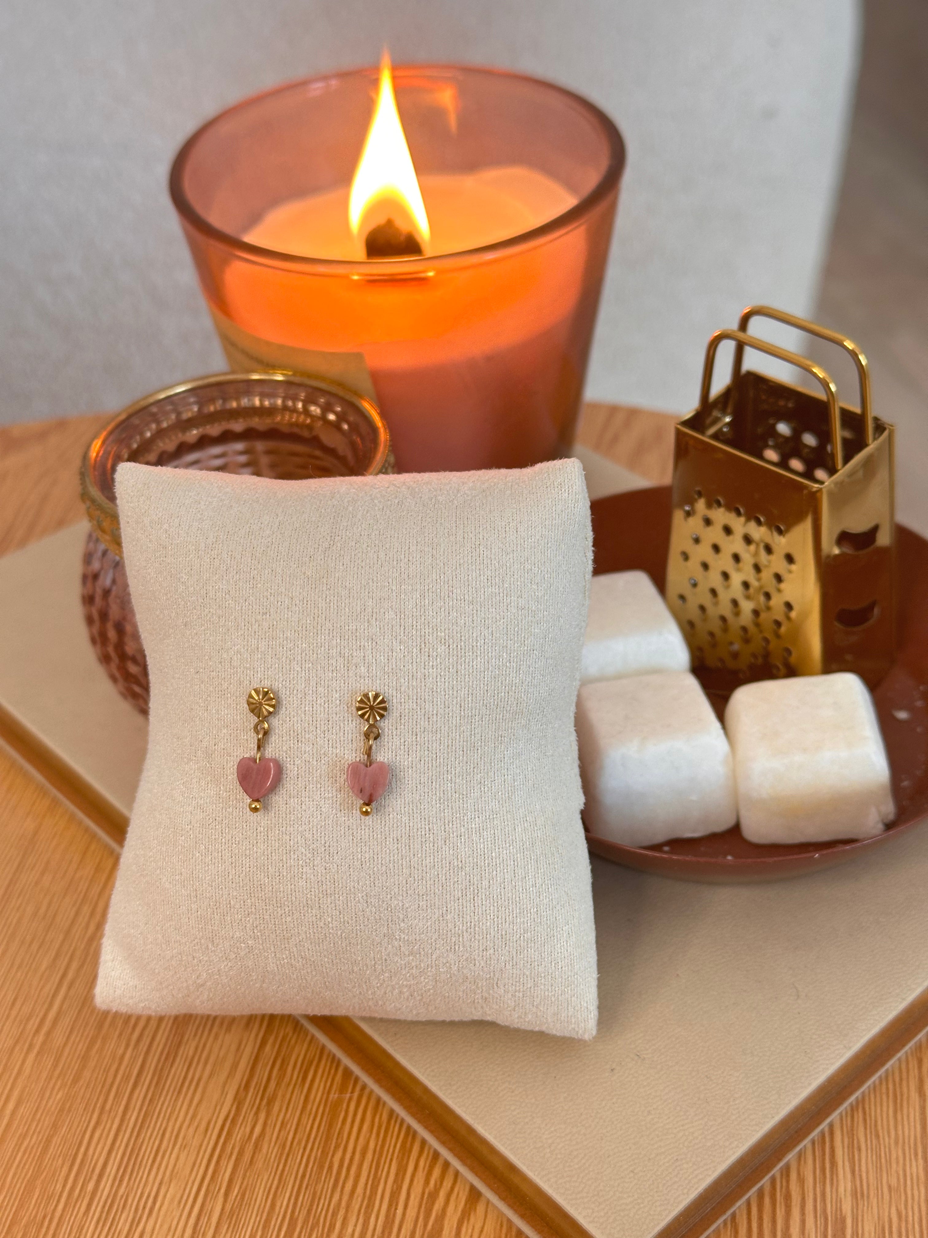 pink heart natuursteen studs goud