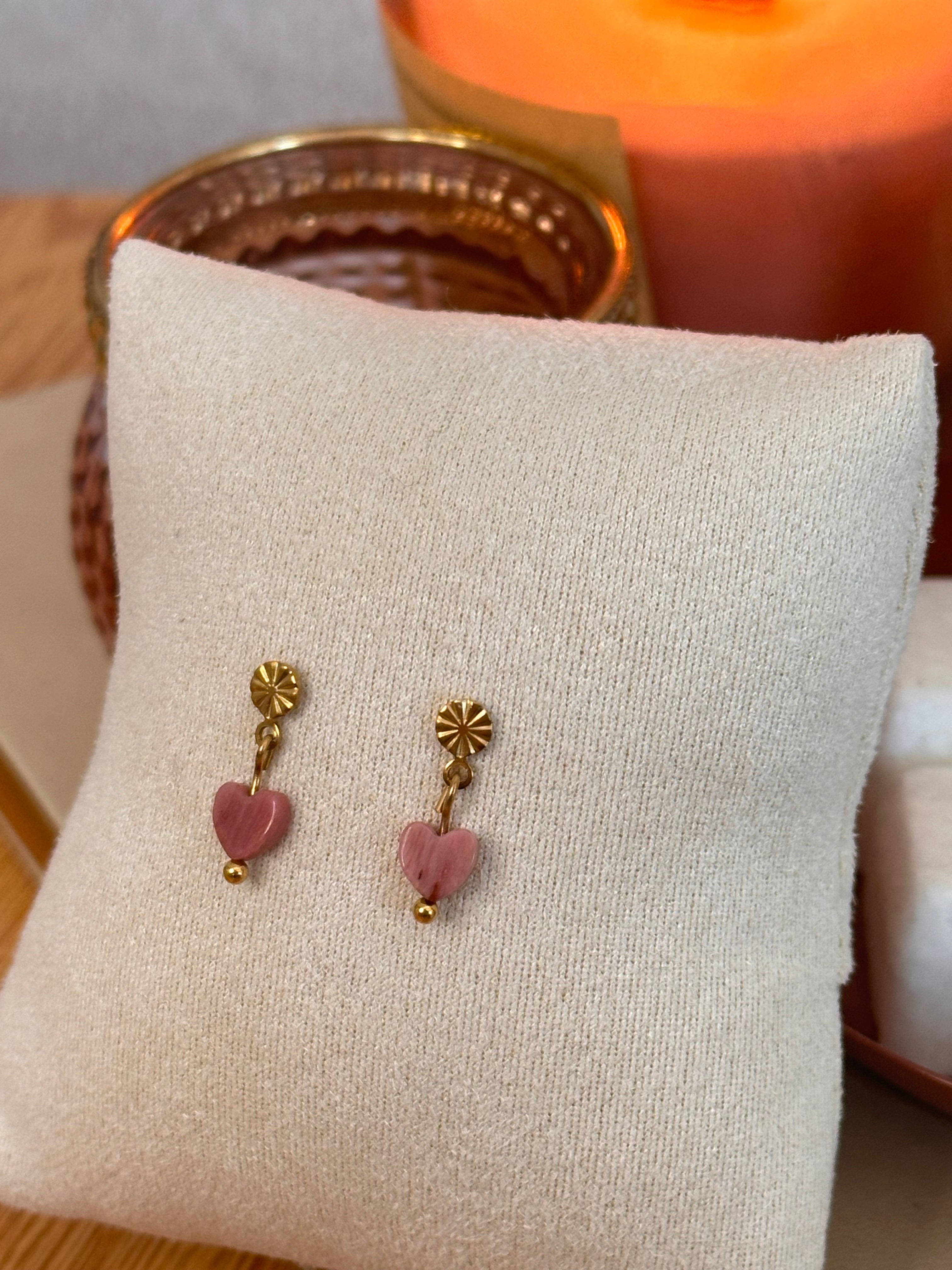 pink heart natuursteen studs goud