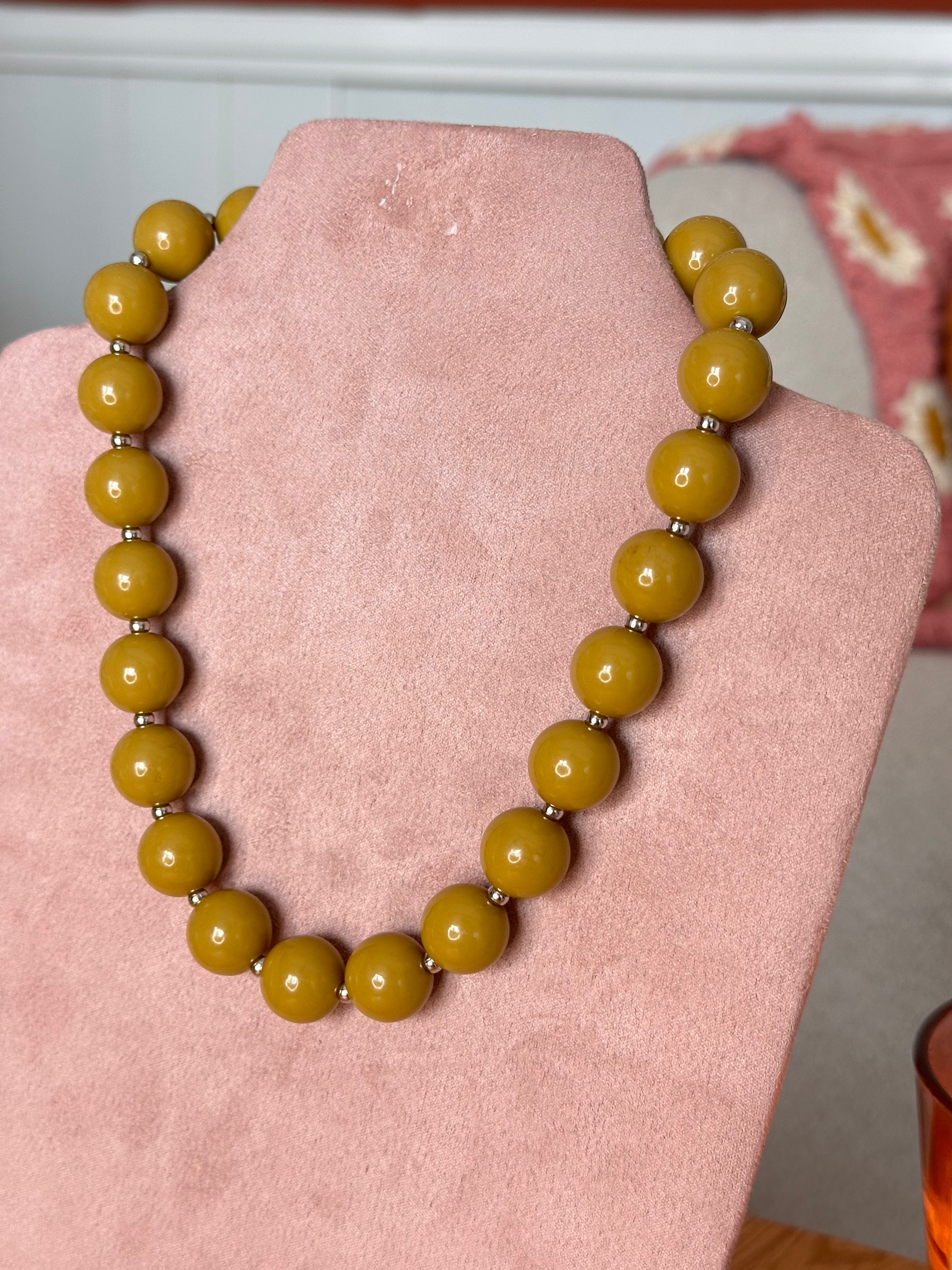 Forest acryl kralenketting